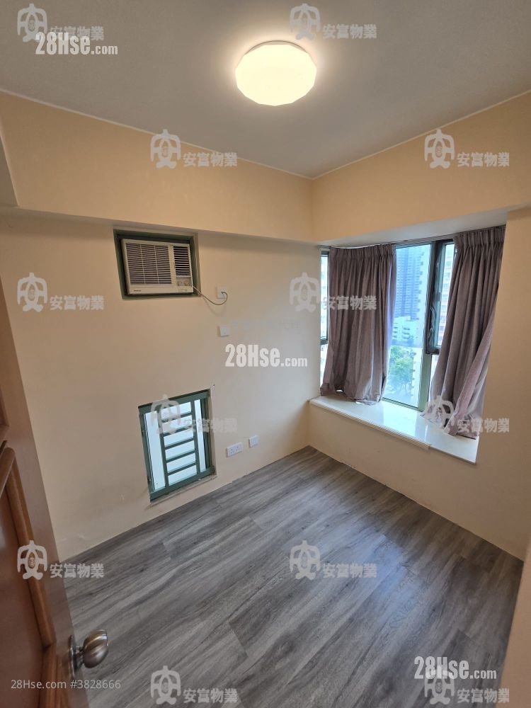 La Fontaine Rental 3 Bedrooms , 1 Bathroom 532 ft²