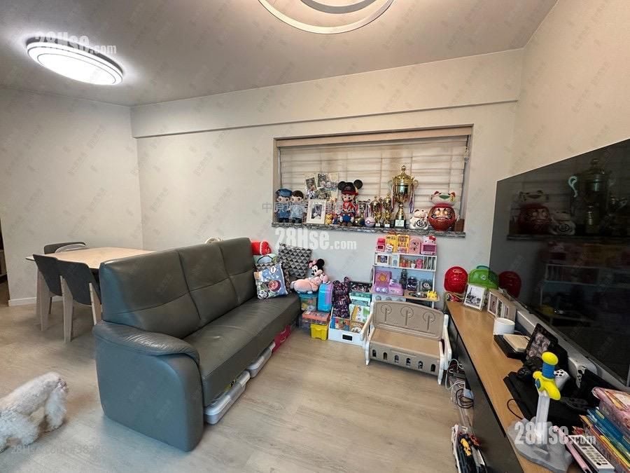 環宇海灣 售盤 3 房 , 2 浴室 722 平方呎