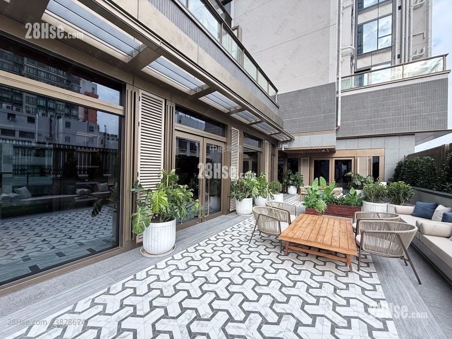 Topside Residence Rental 1 Bedroom , 1 Bathroom 272 ft²