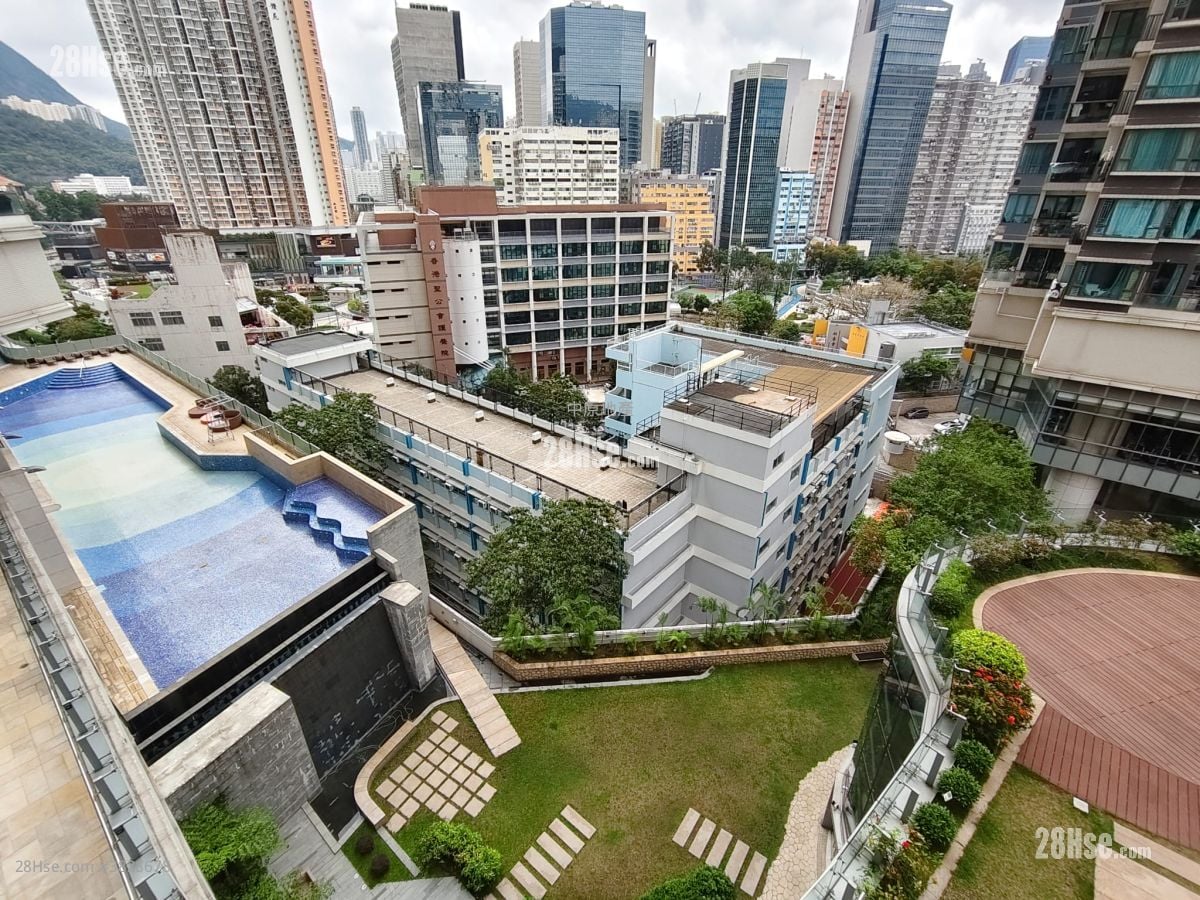Lions Rise Sell 3 Bedrooms , 2 Bathrooms 699 ft²