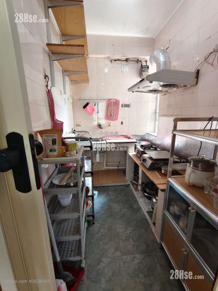 翠竹花園 售盤 3 房 , 1 浴室 591 平方呎