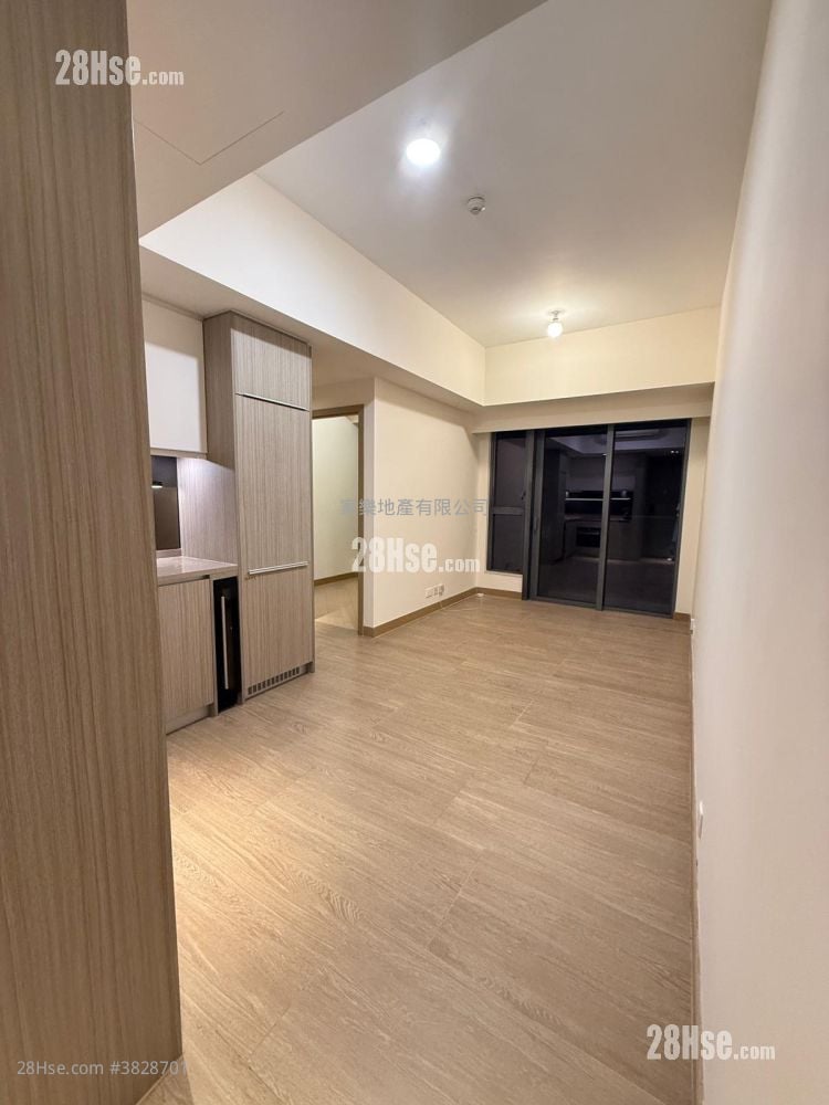 Lime Gala Rental 2 Bedrooms , 1 Bathroom 469 ft²