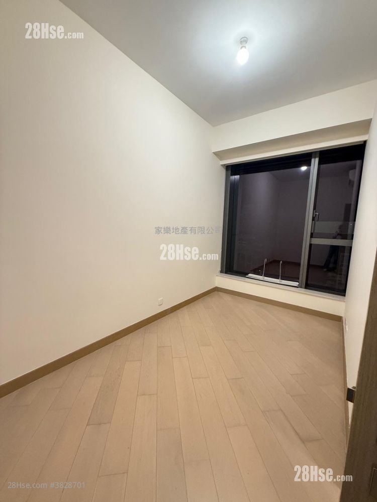 Lime Gala Rental 2 Bedrooms , 1 Bathroom 469 ft²