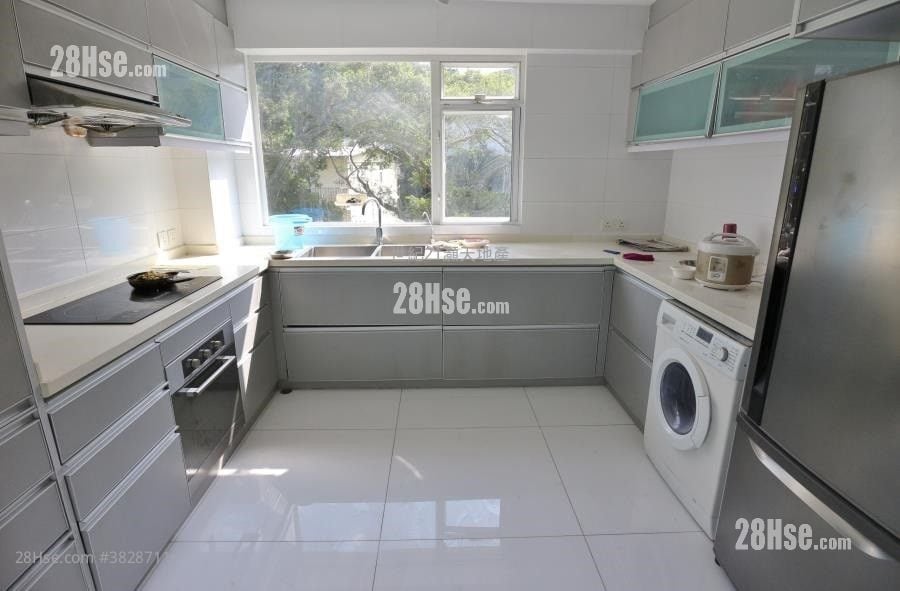 Riverain Bayside Rental 4 Bedrooms , 3 Bathrooms 2,104 ft²