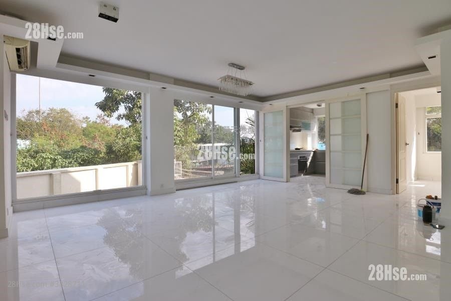 Riverain Bayside Rental 4 Bedrooms , 3 Bathrooms 2,104 ft²