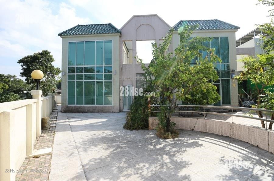 Riverain Bayside Rental 4 Bedrooms , 3 Bathrooms 2,104 ft²