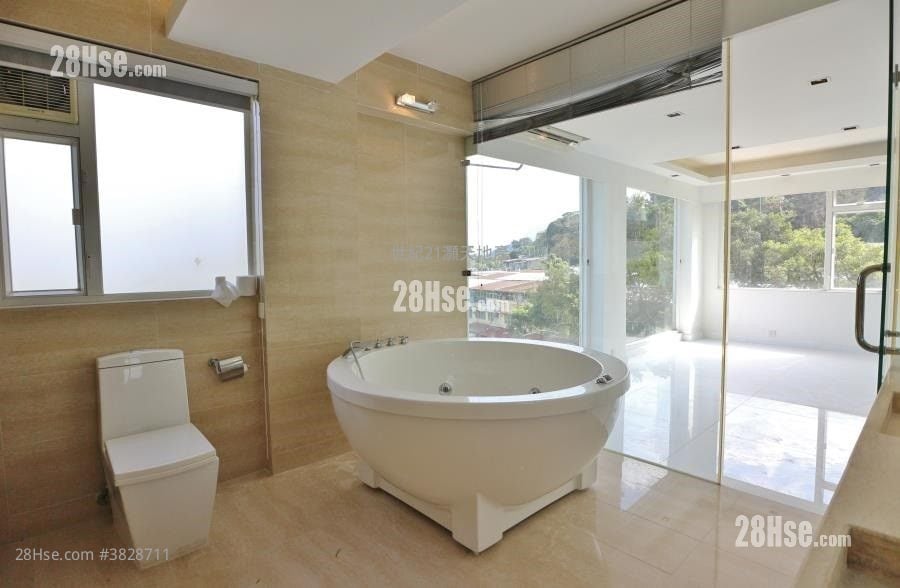 Riverain Bayside Rental 4 Bedrooms , 3 Bathrooms 2,104 ft²