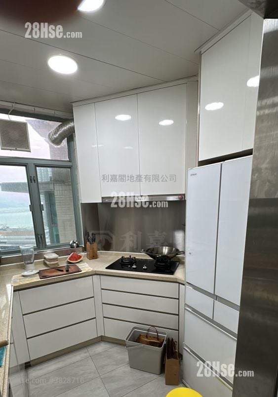 東堤灣畔 售盤 3 房 , 2 浴室 759 平方呎