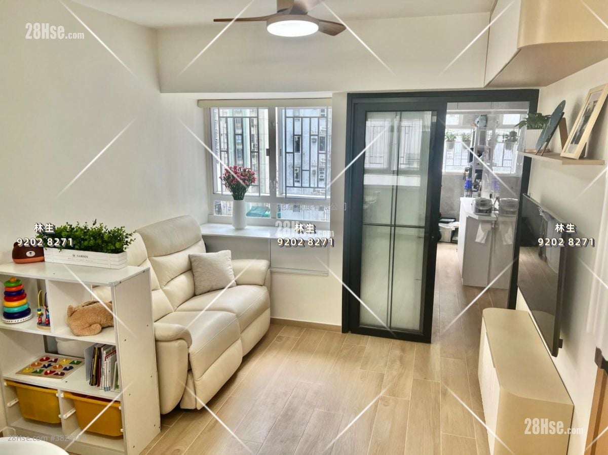 Scenery Court Sell 2 Bedrooms , 1 Bathroom 375 ft²