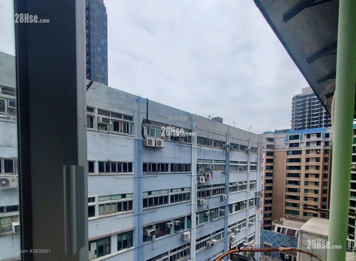 Tung Po Building Rental 2 Bedrooms , 1 Bathroom 316 ft²