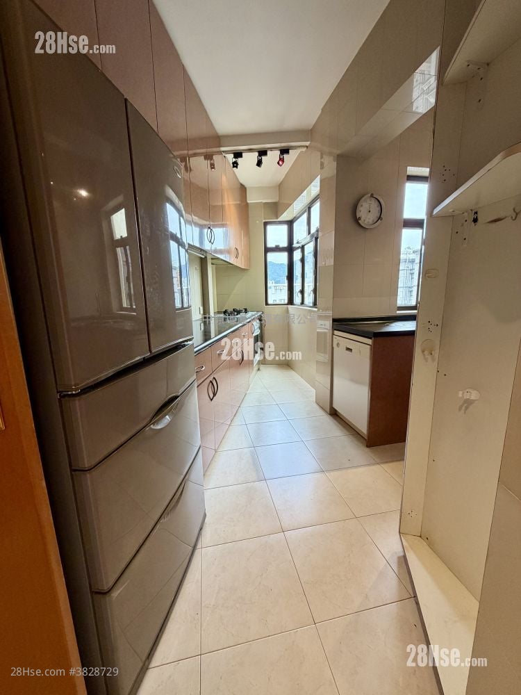 愛華大廈 售盤 3 房 , 2 浴室 1,109 平方呎