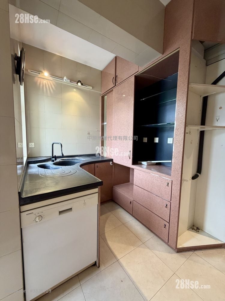 愛華大廈 售盤 3 房 , 2 浴室 1,109 平方呎