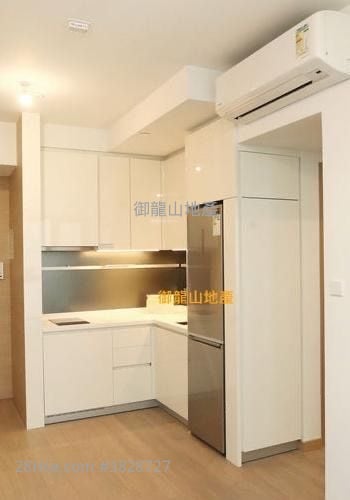 Solaria Sell 2 Bedrooms , 1 Bathroom 463 ft²