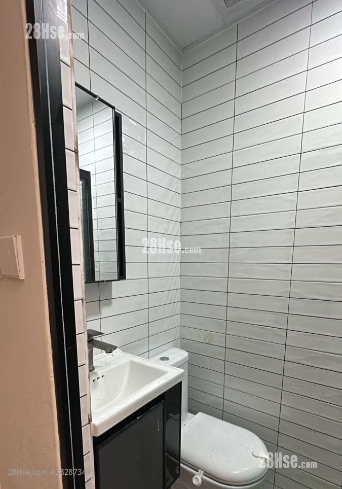 Hoi Deen Court Rental Studio , 1 Bathroom 150 ft²