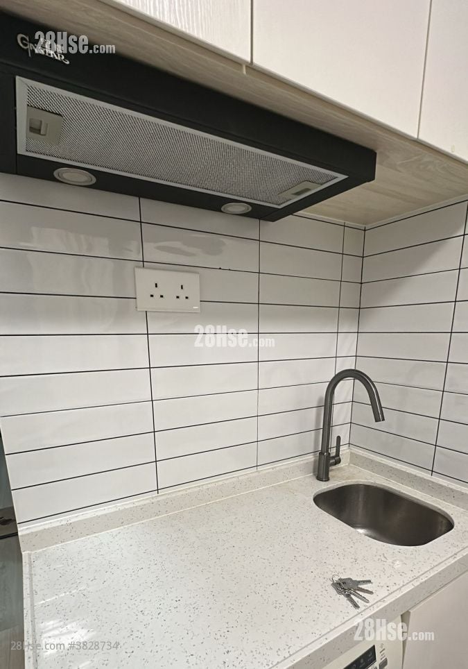 Hoi Deen Court Rental Studio , 1 Bathroom 150 ft²