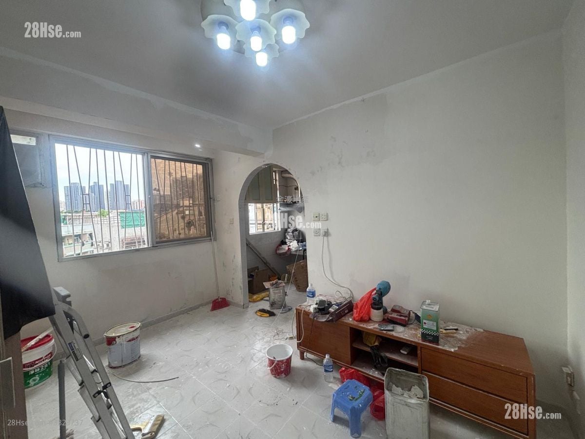 村屋 租盘 2 房 , 1 浴室