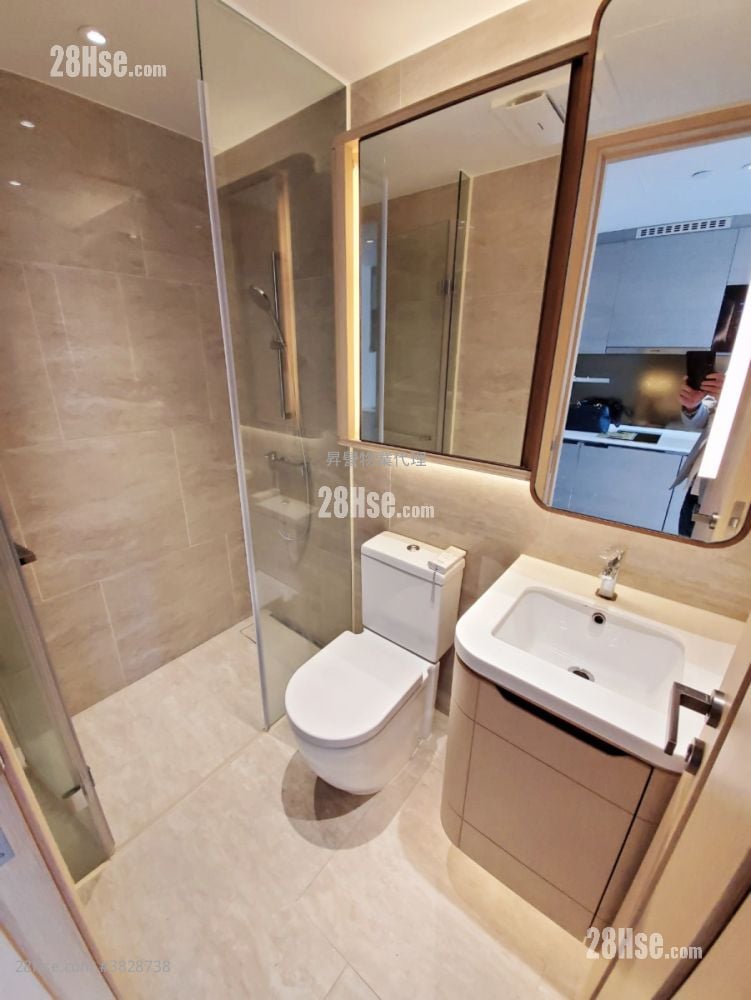 Upper East Rental Studio , 1 Bathroom 194 ft²