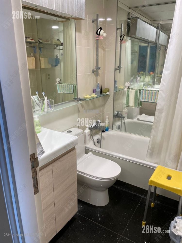 Metro Town Sell 2 Bedrooms 503 ft²