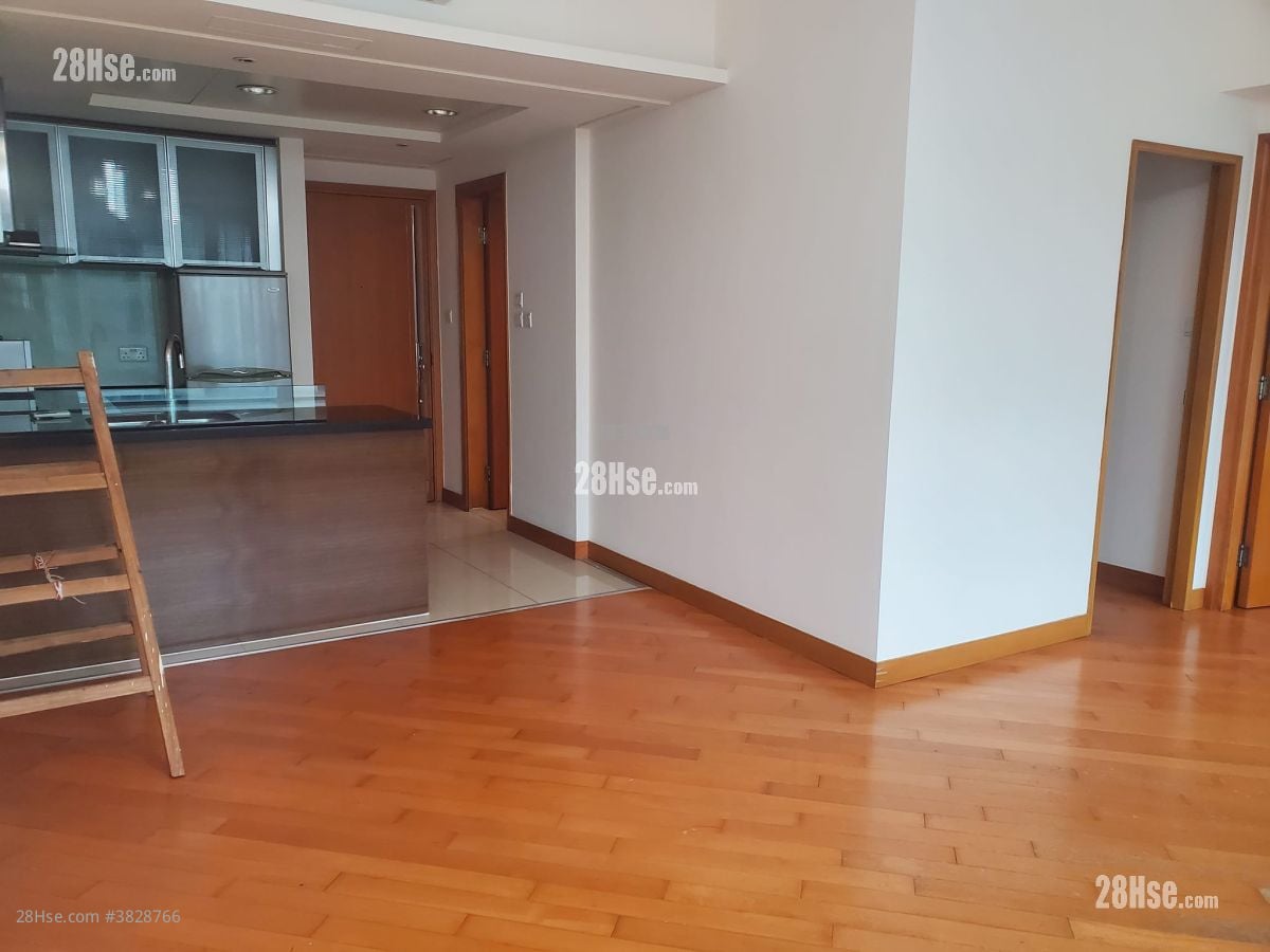 Chelsea Court Sell 2 Bedrooms , 1 Bathroom 471 ft²