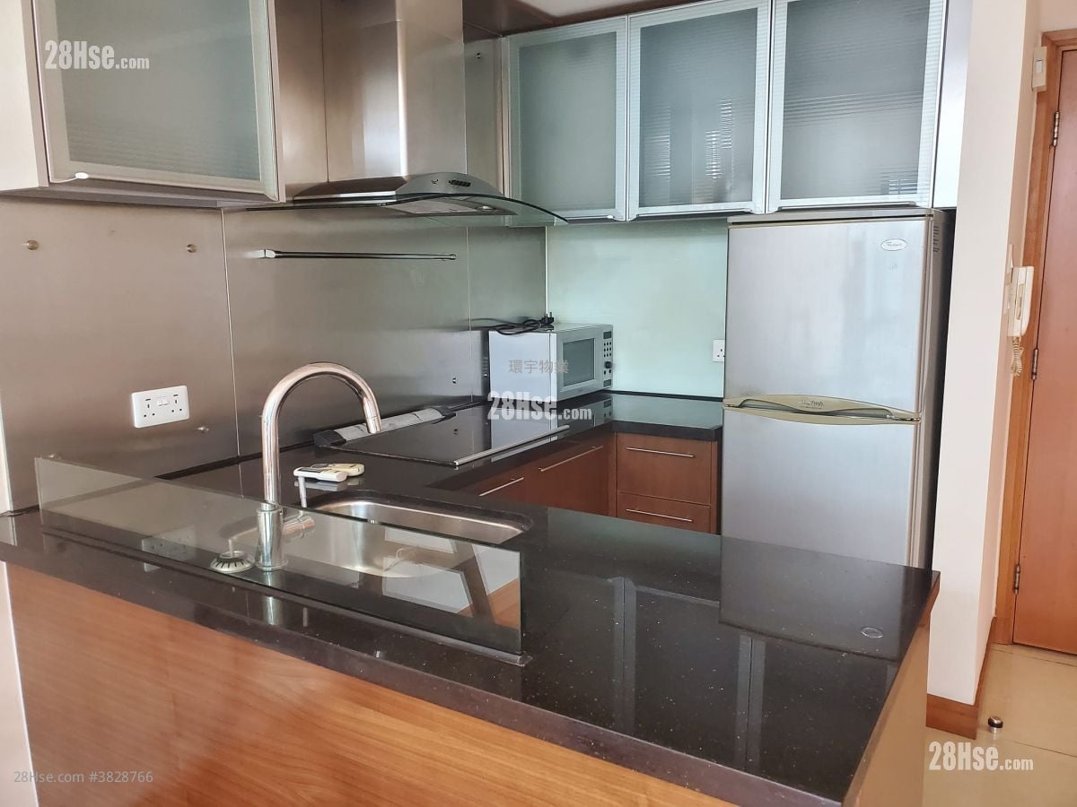 Chelsea Court Sell 2 Bedrooms , 1 Bathroom 471 ft²