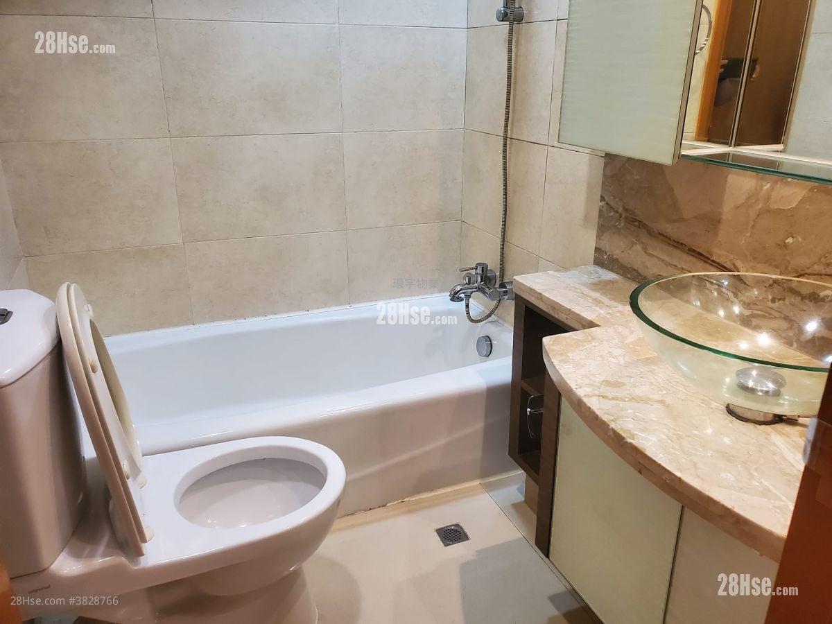 Chelsea Court Sell 2 Bedrooms , 1 Bathroom 471 ft²