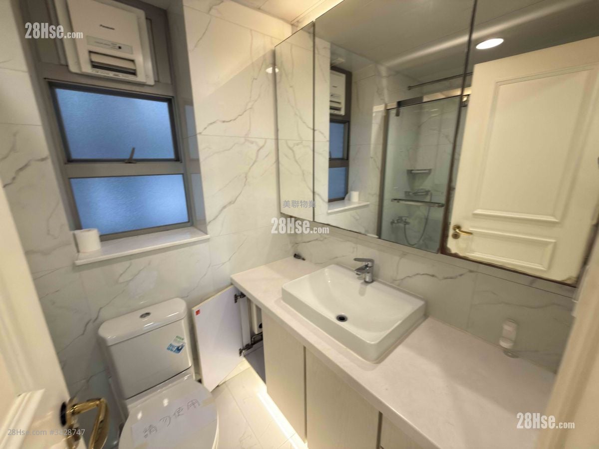 Sorrento Rental 2 Bedrooms , 2 Bathrooms 780 ft²