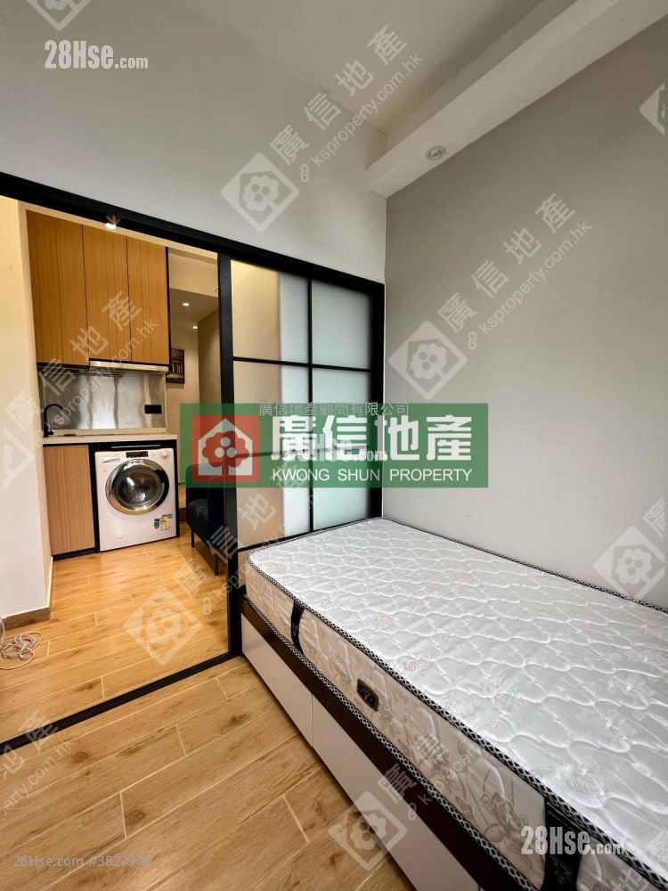 安樂大廈 租盤 1 房 , 1 浴室 150 平方呎