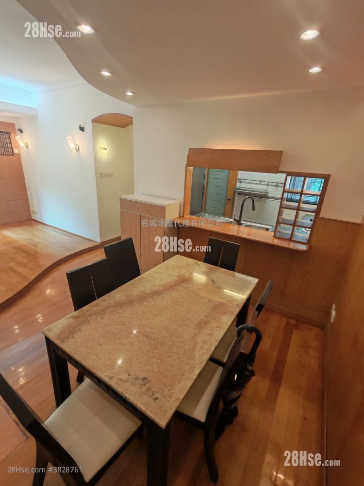 晓翠山庄 售盘 3 房 , 2 浴室 817 平方尺