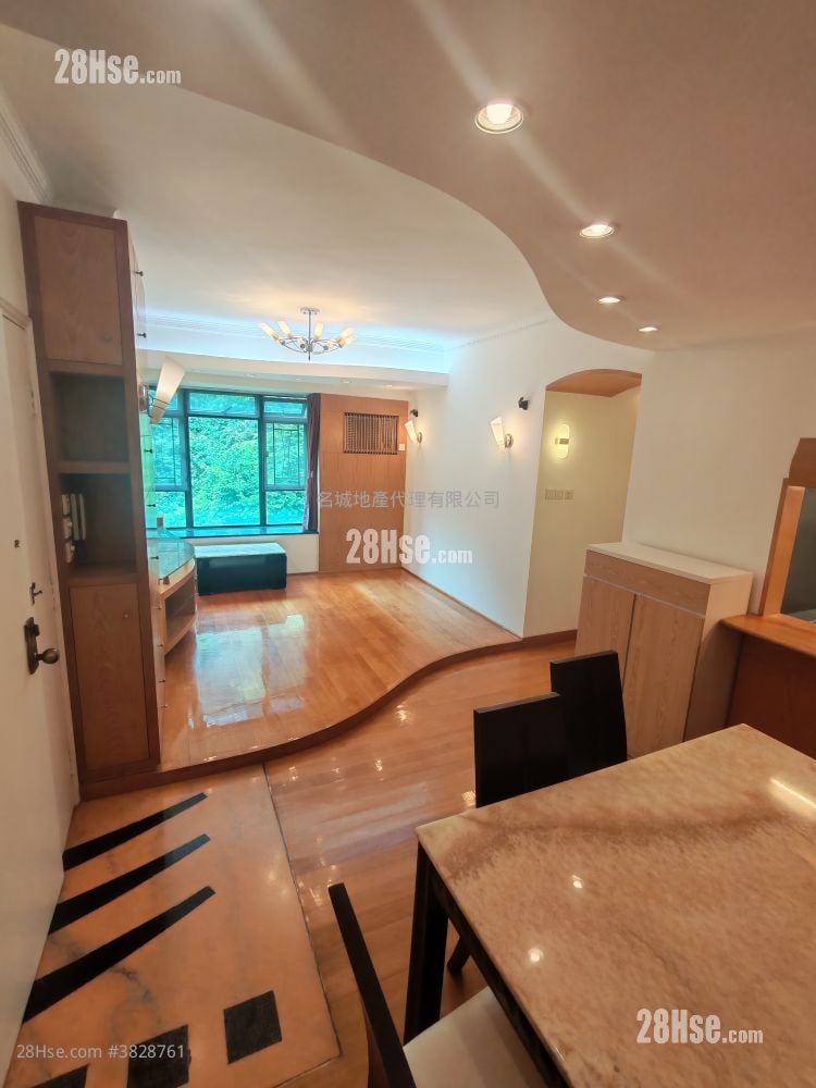 晓翠山庄 售盘 3 房 , 2 浴室 817 平方尺