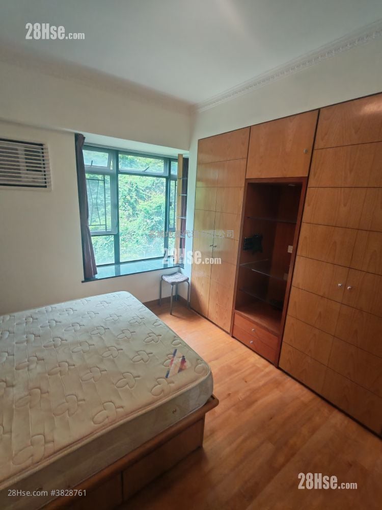 晓翠山庄 售盘 3 房 , 2 浴室 817 平方尺