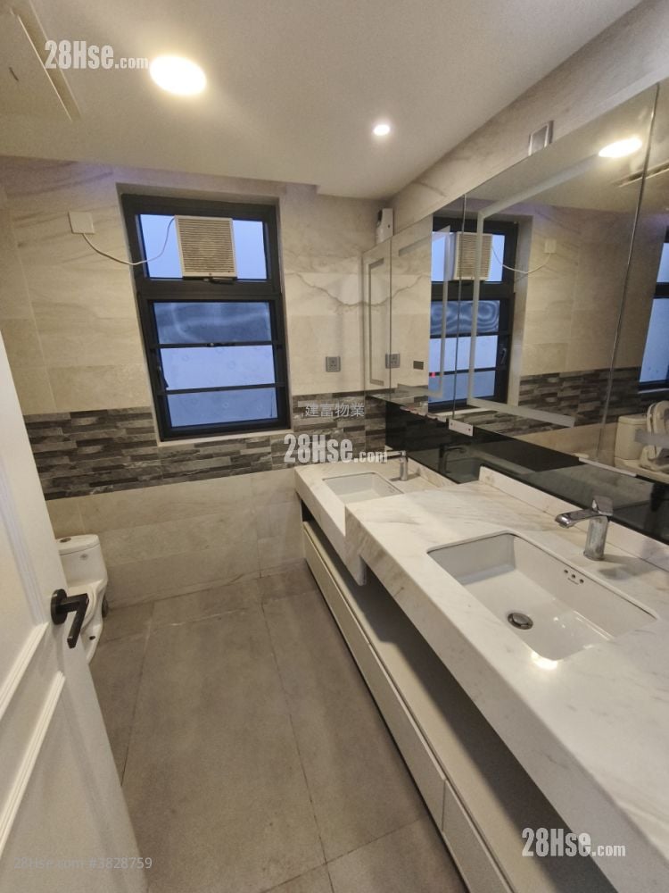 Village Rental 4 Bedrooms , 4 Bathrooms