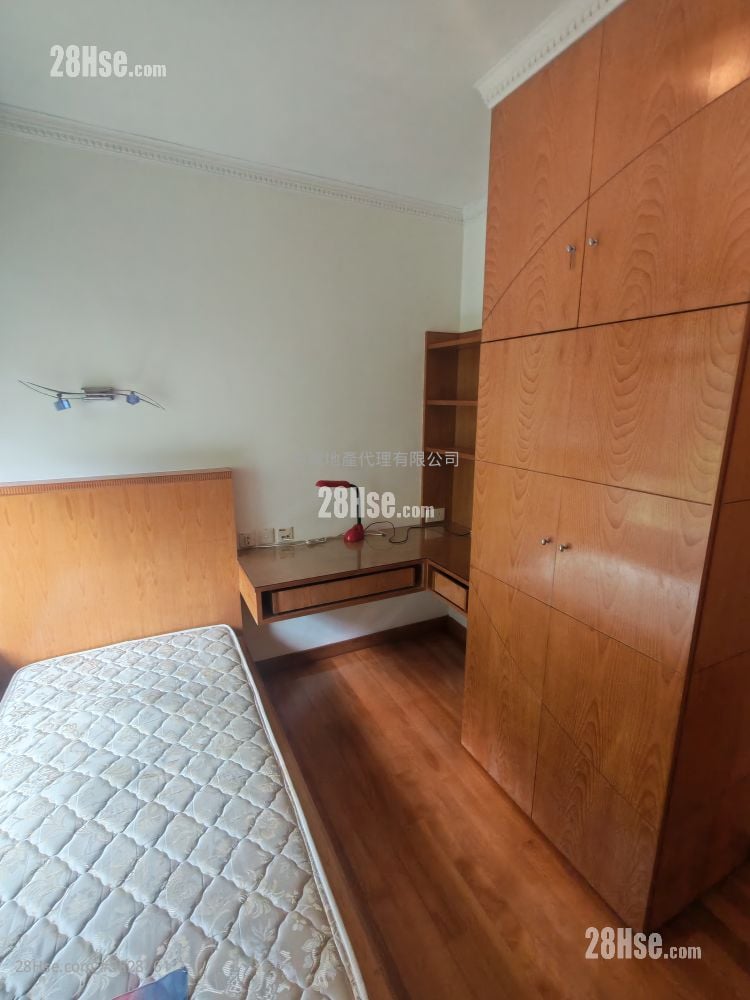 晓翠山庄 售盘 3 房 , 2 浴室 817 平方尺