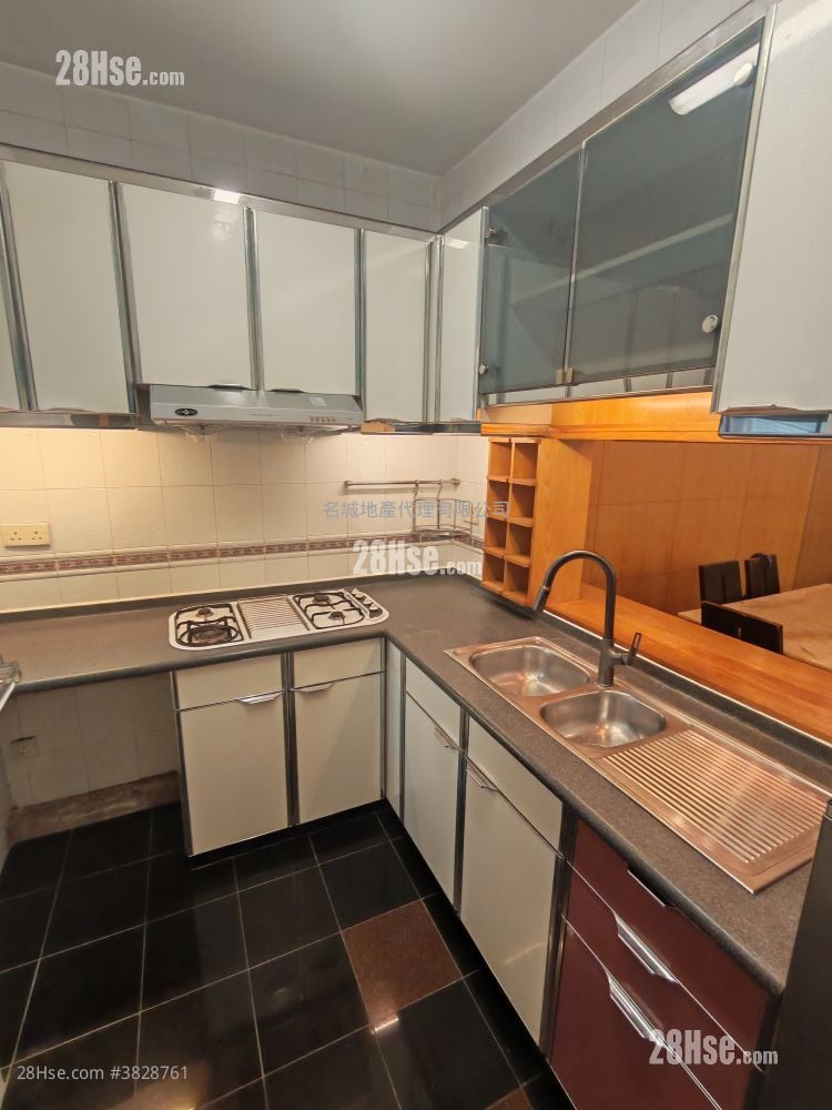 晓翠山庄 售盘 3 房 , 2 浴室 817 平方尺