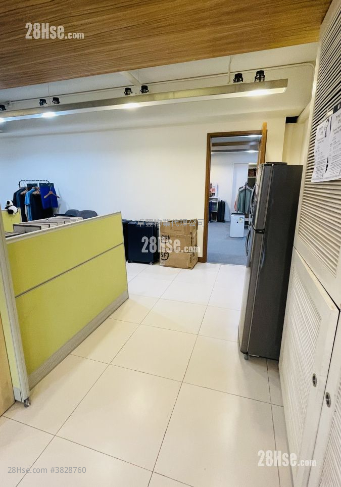 Mackenny Centre Sell 2 Bedrooms , 2 Toilets 1,780 ft²