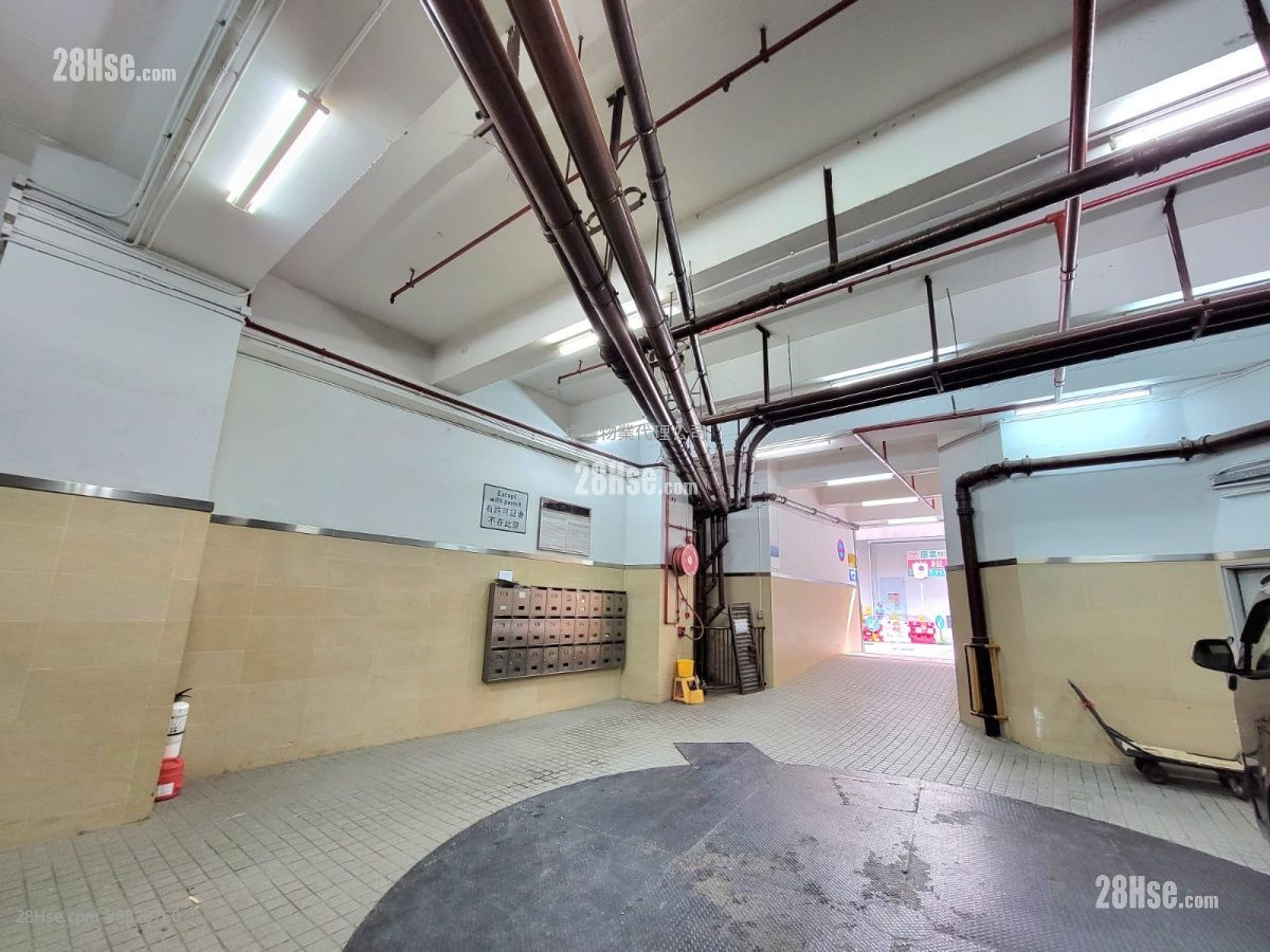 Mackenny Centre Sell 2 Bedrooms , 2 Toilets 1,780 ft²