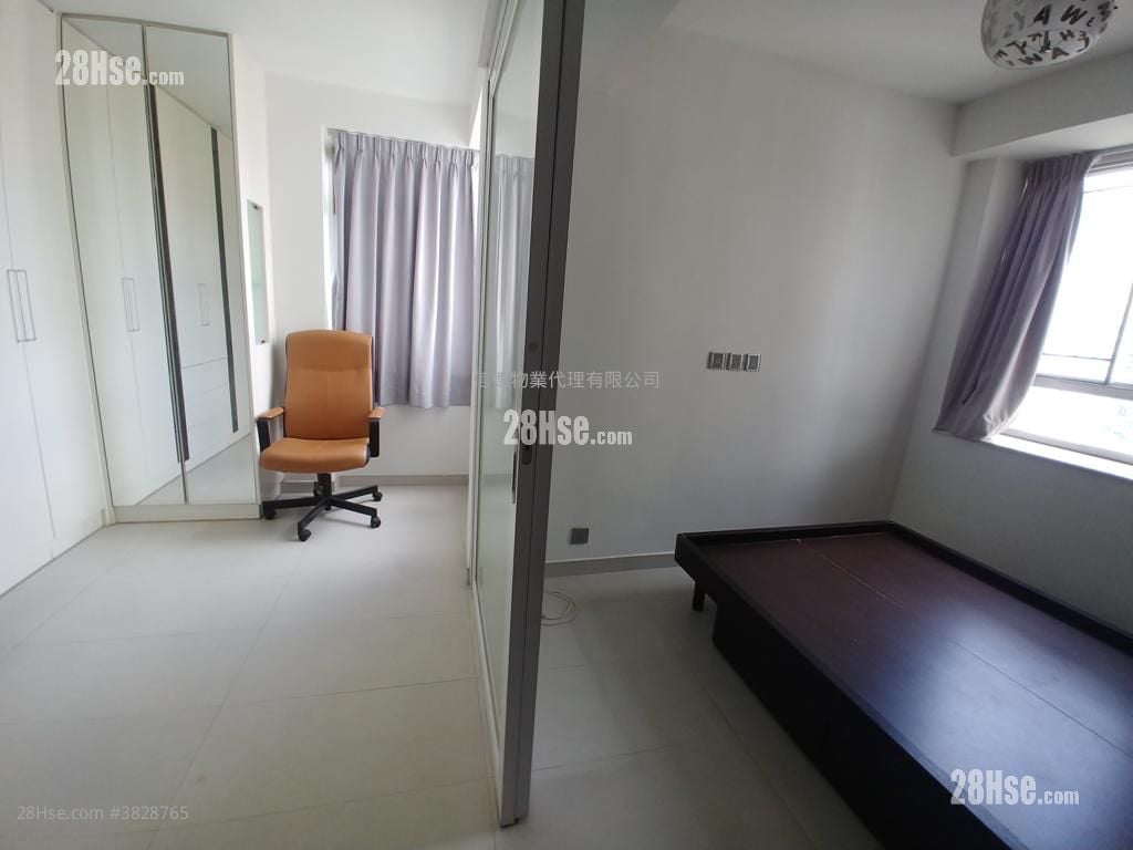 City Garden Rental 2 Bedrooms , 1 Bathroom 598 ft²