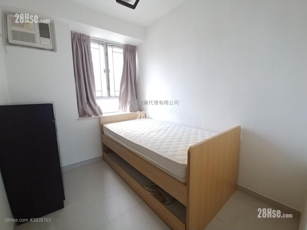City Garden Rental 2 Bedrooms , 1 Bathroom 598 ft²