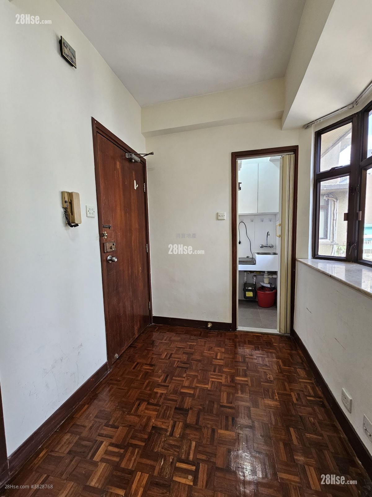 Apartment Rental Studio , 1 Bathroom 145 ft²