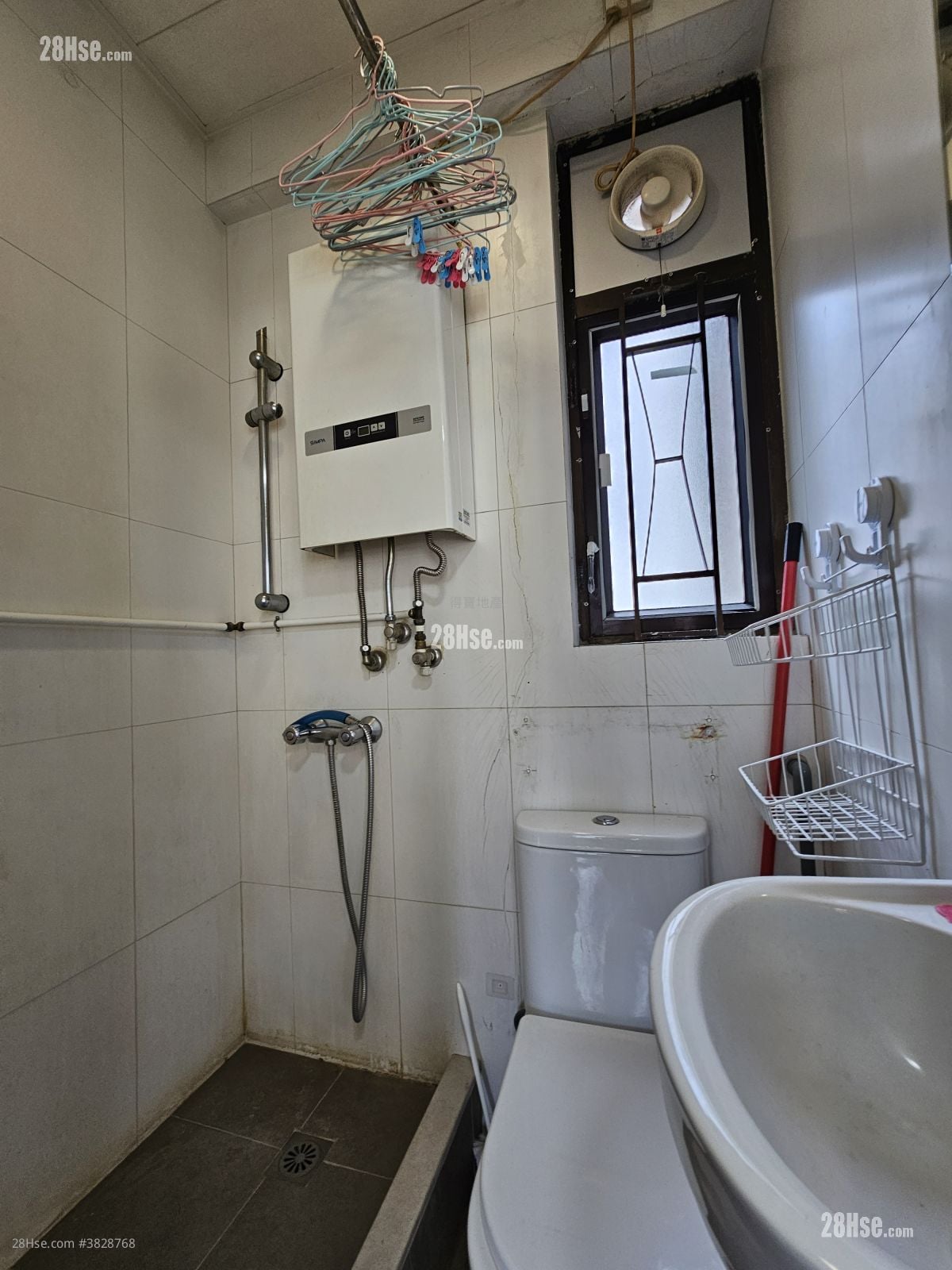 Apartment Rental Studio , 1 Bathroom 145 ft²
