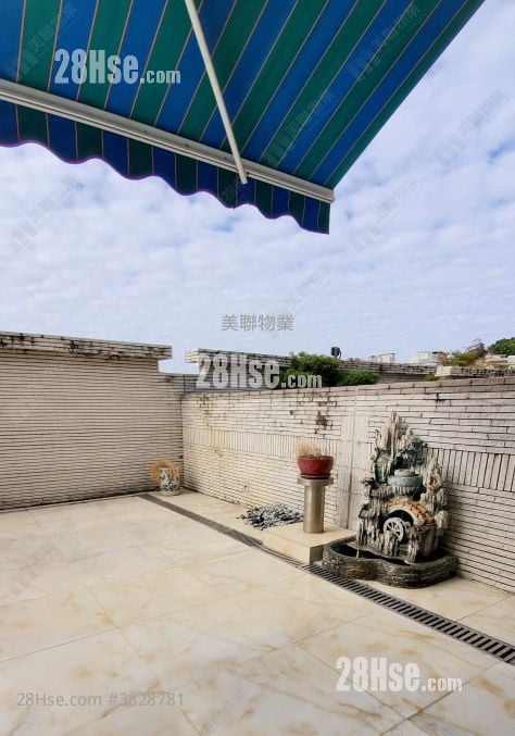 The Green Sell 3 Bedrooms 1,315 ft²