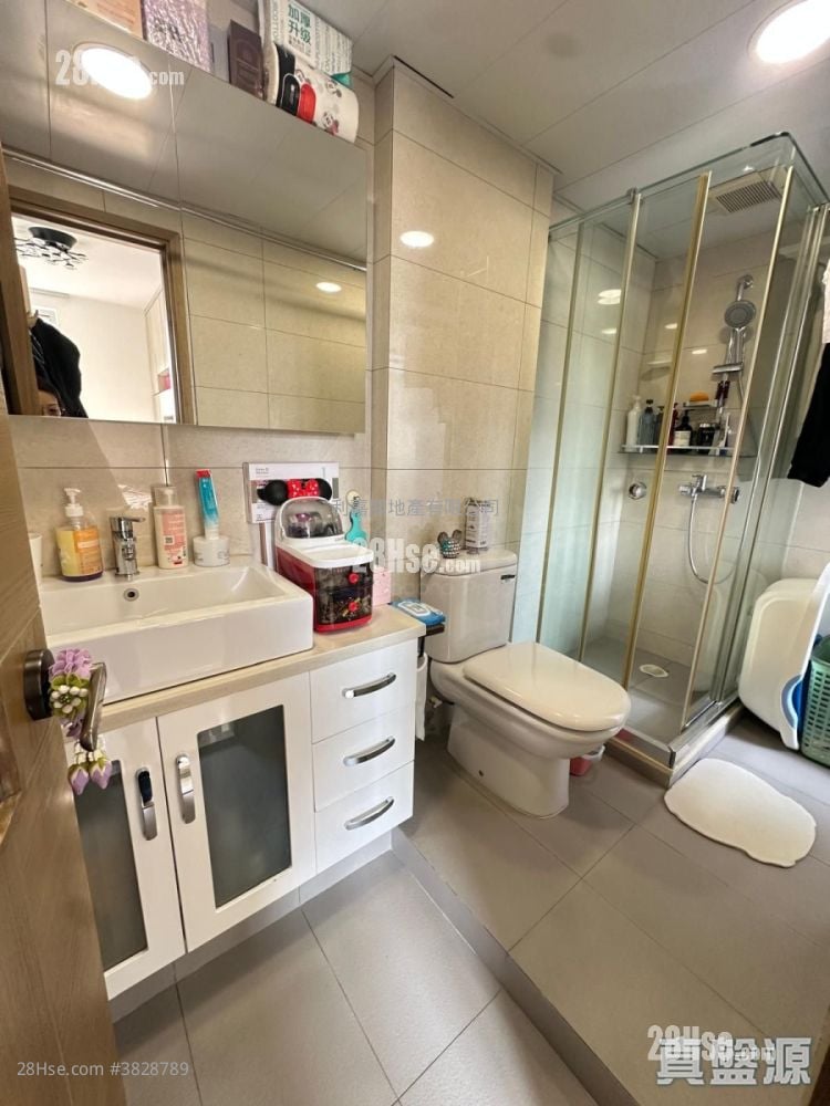 美孚新邨 售盘 2 房 , 2 浴室 591 平方尺