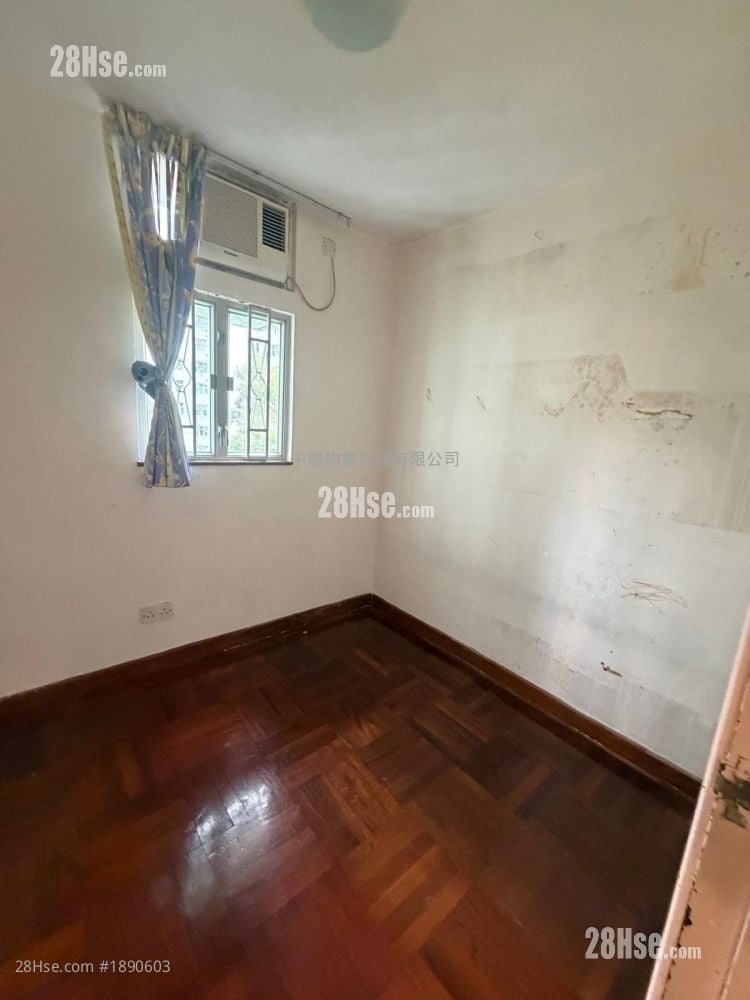 Saddle Ridge Garden Sell 592 ft²