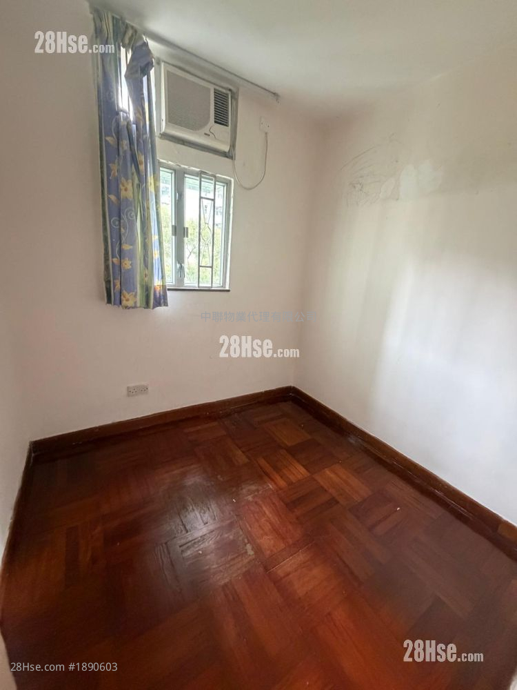 Saddle Ridge Garden Sell 592 ft²