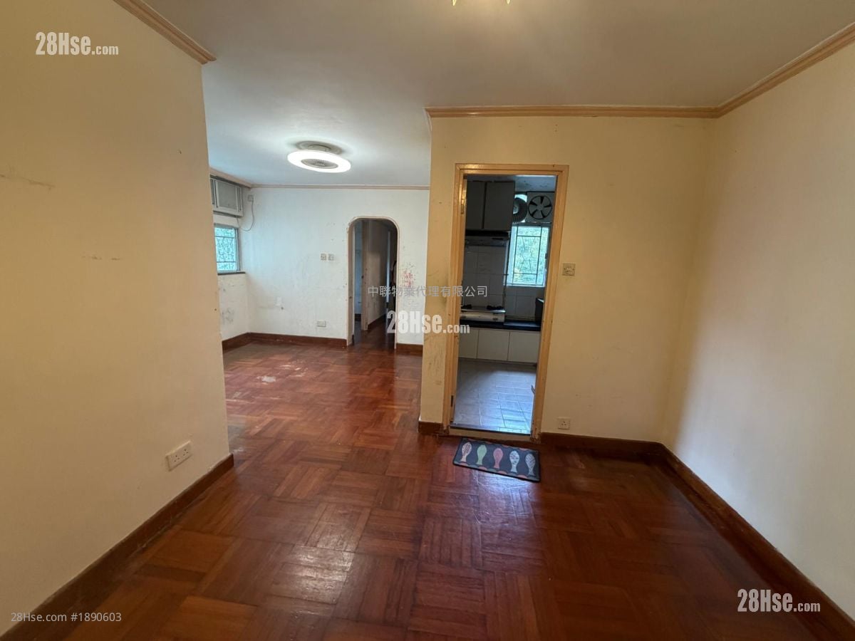 Saddle Ridge Garden Sell 592 ft²