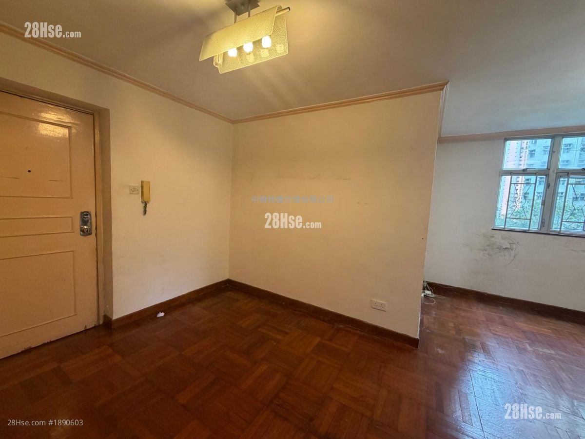 Saddle Ridge Garden Sell 592 ft²