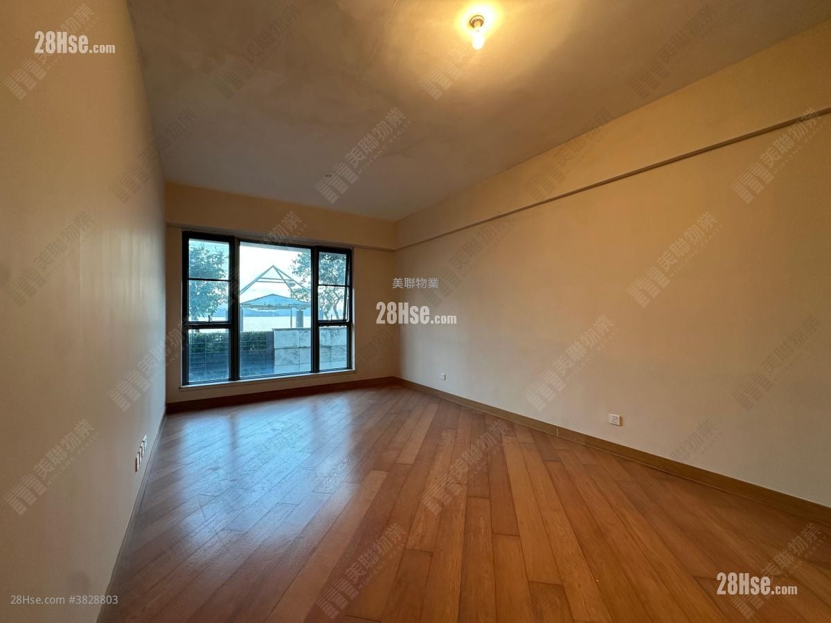 master room: Providence Bay Sell 4 Bedrooms , 4 Bathrooms 1,696 ft²