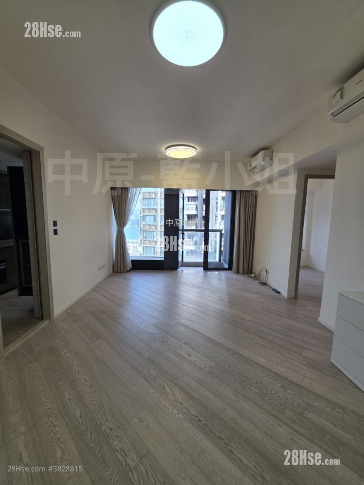 Fleur Pavilia Sell 4 Bedrooms , 2 Bathrooms 1,033 ft²