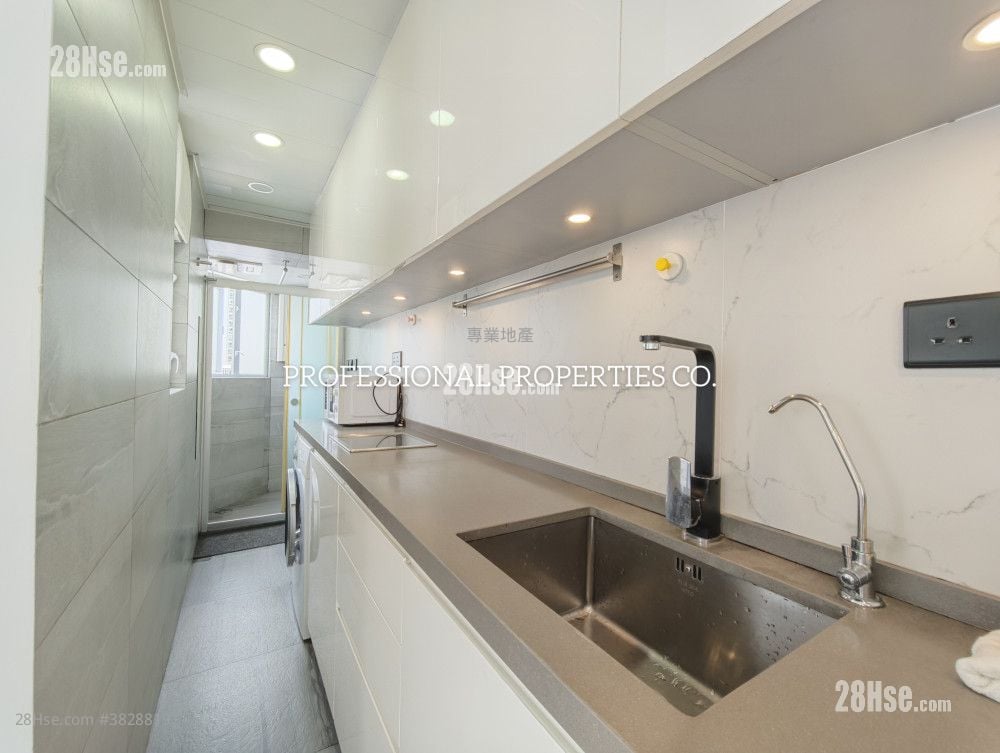 King Kwong Mansion Rental Studio , 1 Bathroom 259 ft²