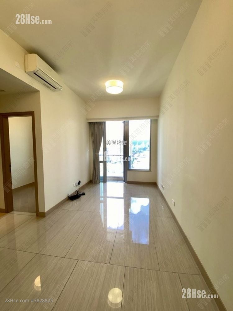 Cullinan West Rental 2 Bedrooms , 1 Bathroom 449 ft²