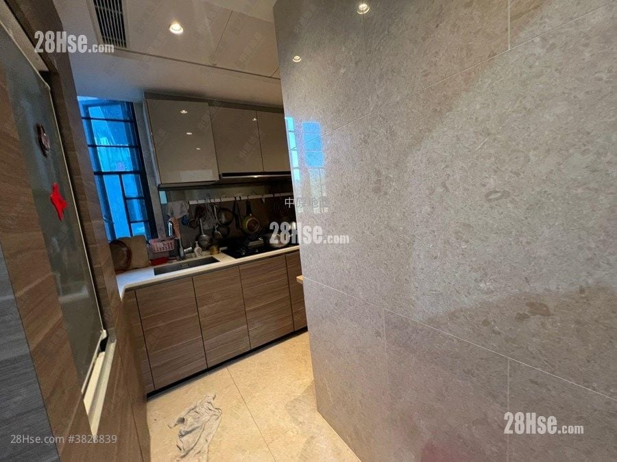 Wetland Seasons Park Sell 4 Bedrooms , 3 Bathrooms 677 ft²